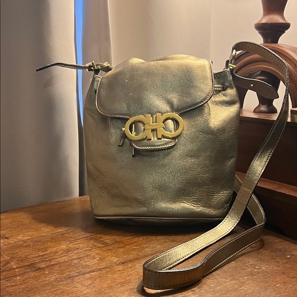 Salvatore Ferragamo Metallic Gold Shoulder Bag - Picture 2 of 12